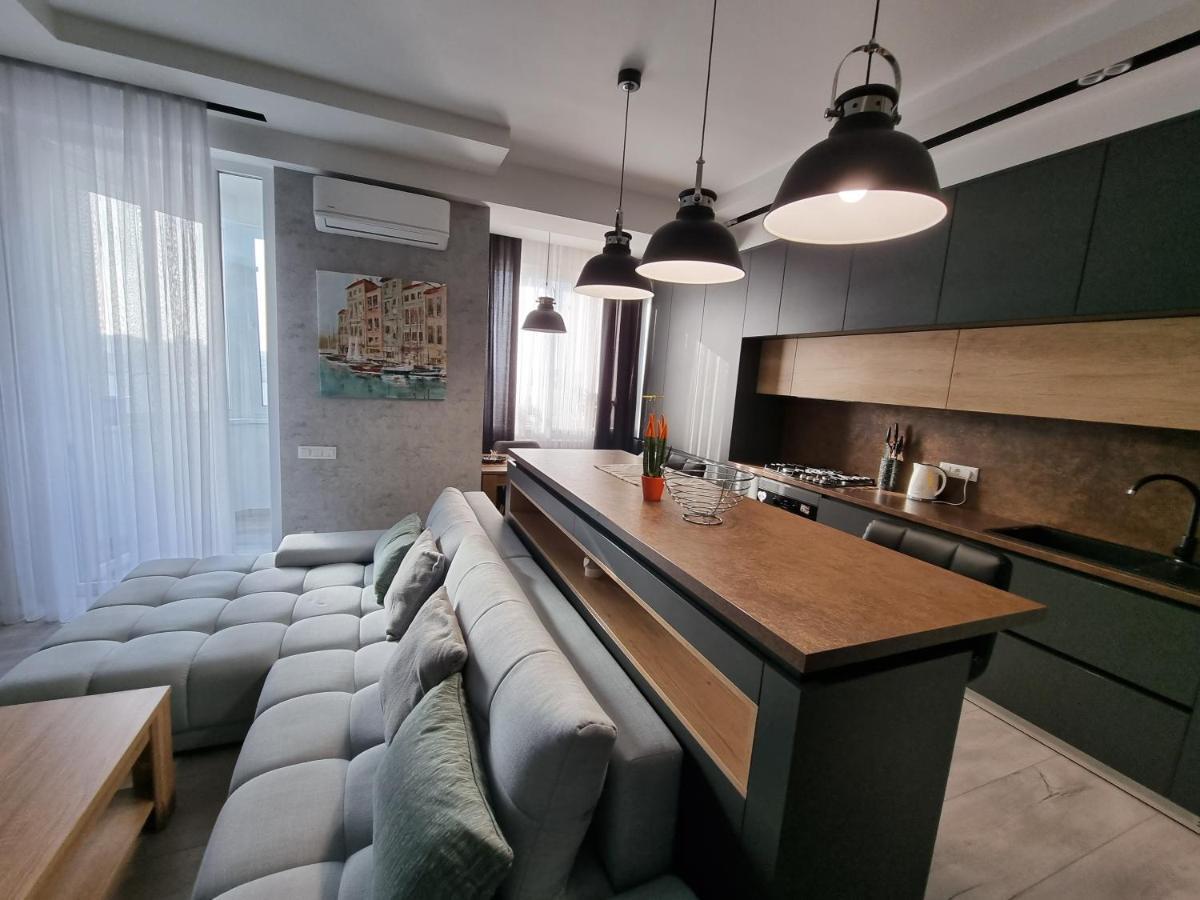 Diplomat The Best Ultra Central Apartaments Chisinau Exterior foto